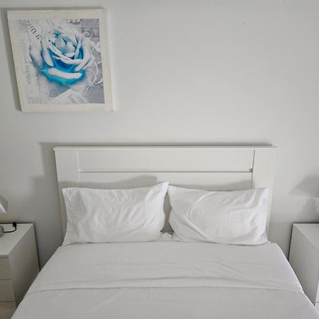 Bella Italia Coronel Miranda Guest House Понта-Делгада Екстер'єр фото