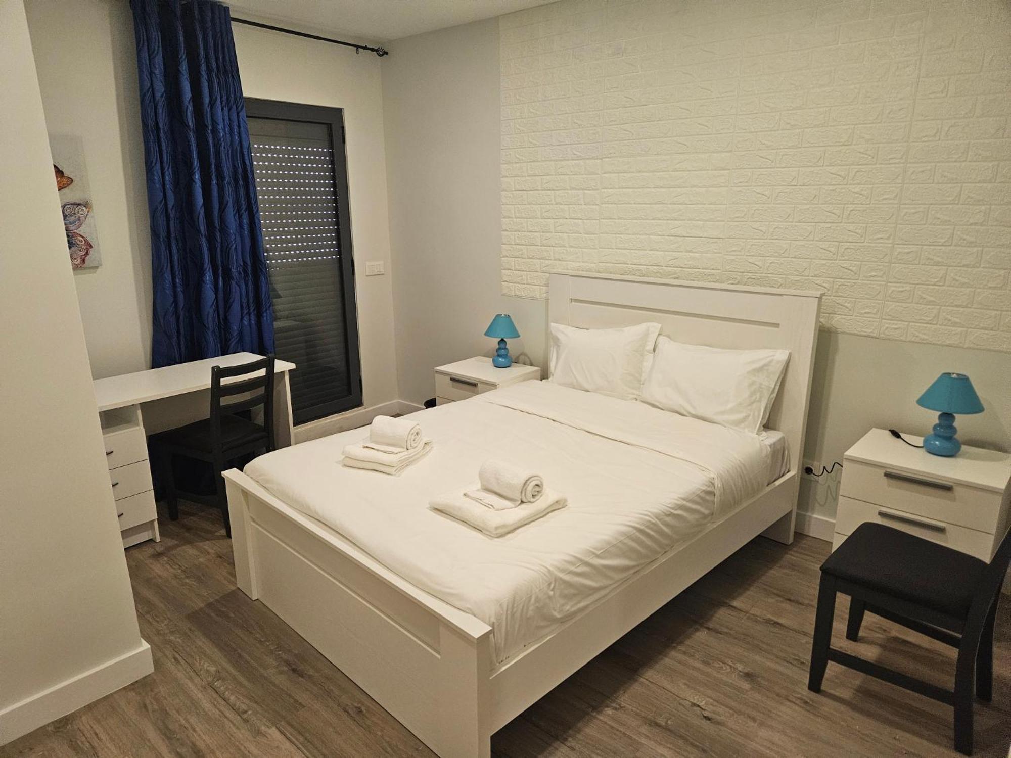 Bella Italia Coronel Miranda Guest House Понта-Делгада Екстер'єр фото