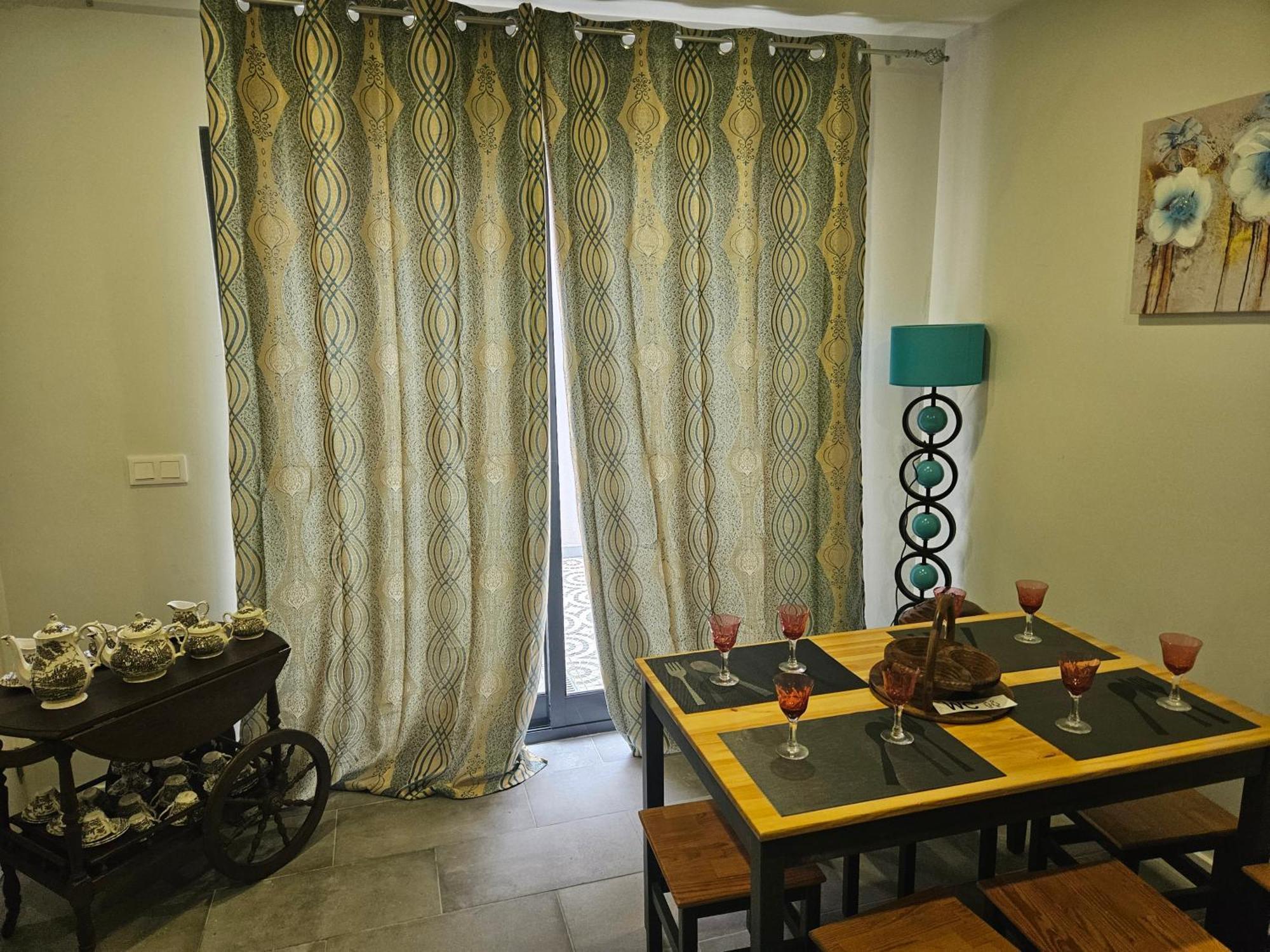 Bella Italia Coronel Miranda Guest House Понта-Делгада Екстер'єр фото