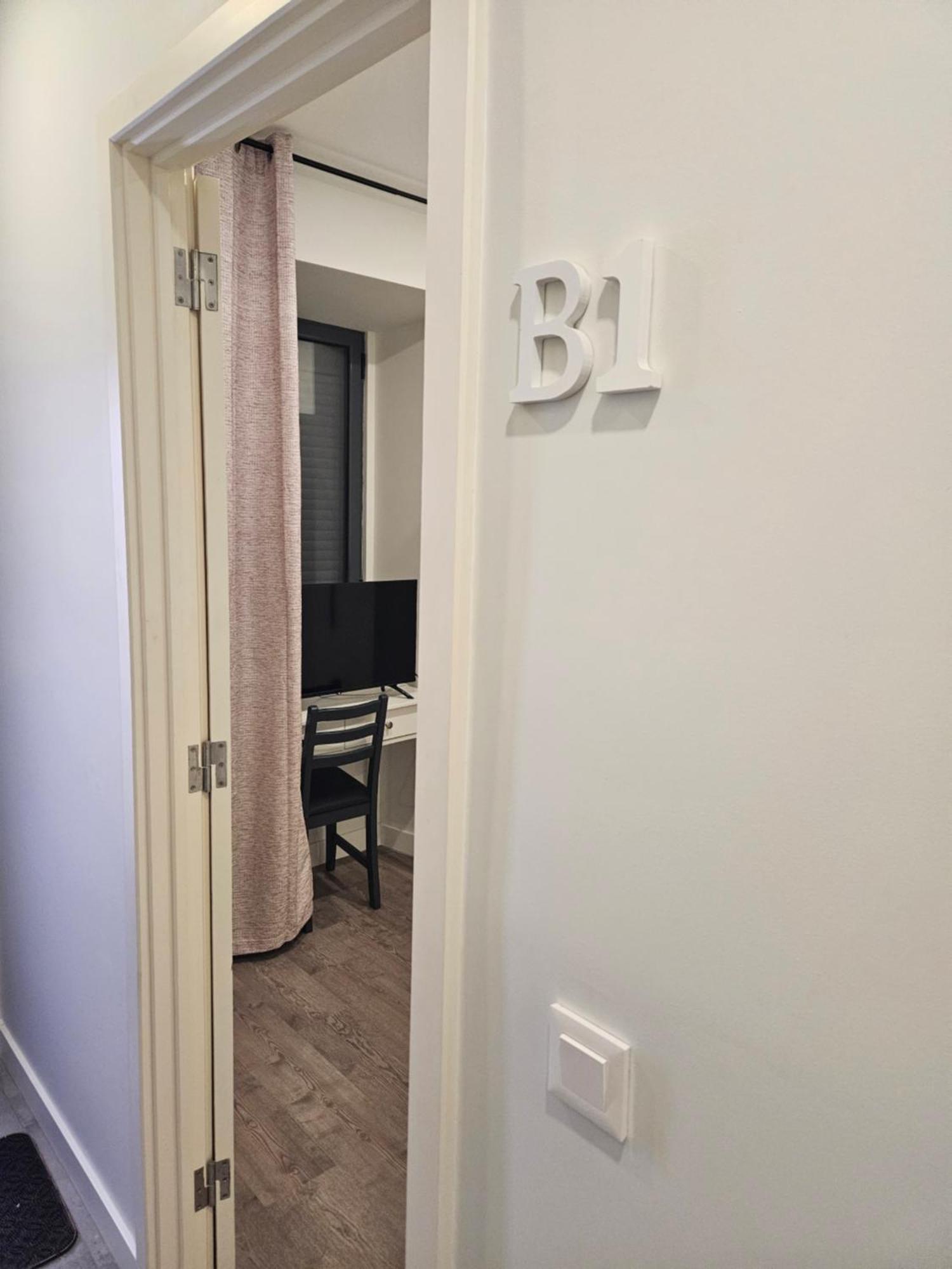 Bella Italia Coronel Miranda Guest House Понта-Делгада Екстер'єр фото