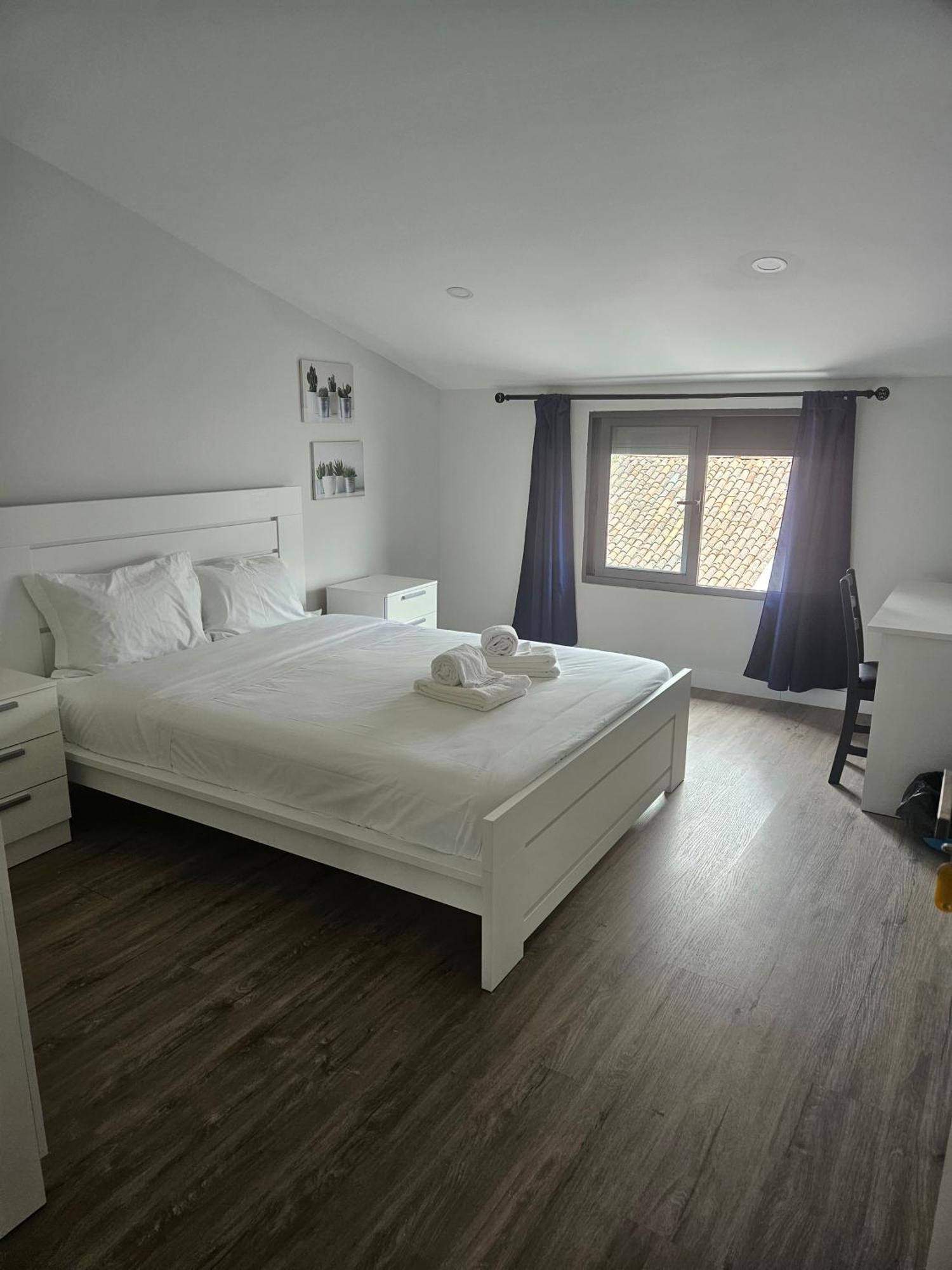 Bella Italia Coronel Miranda Guest House Понта-Делгада Екстер'єр фото